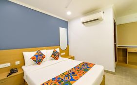 Fabhotel The Cinco Primera - Nr Kbr Park, Banjara Hills