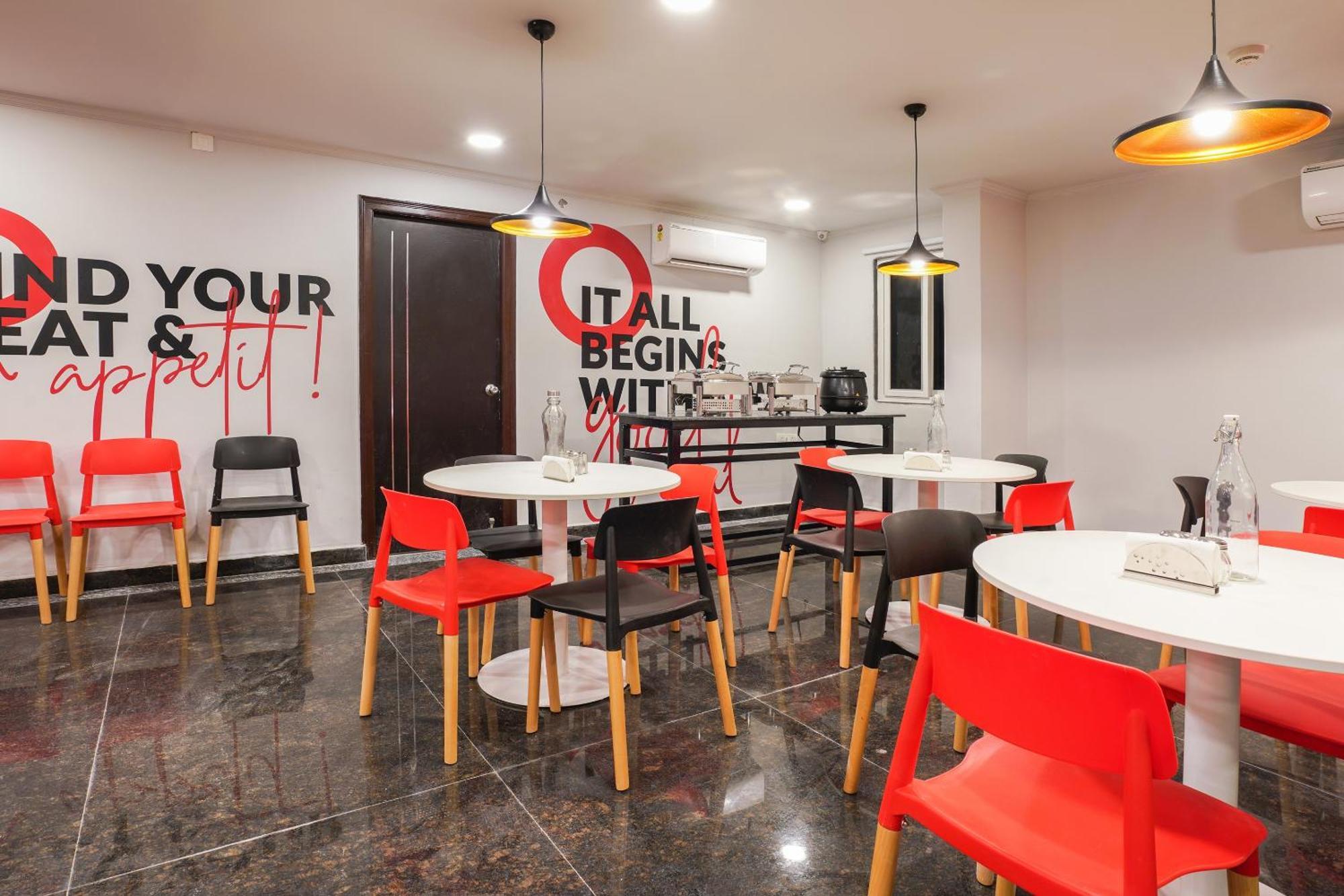 Fabhotel The Cinco Primera - Nr Kbr Park, Banjara Hills Hyderabad Exterior photo