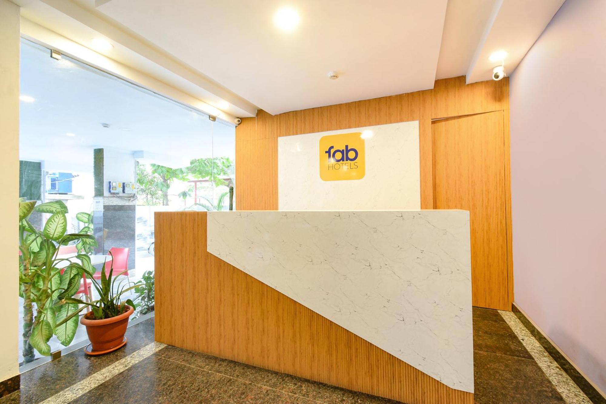 Fabhotel The Cinco Primera - Nr Kbr Park, Banjara Hills Hyderabad Exterior photo